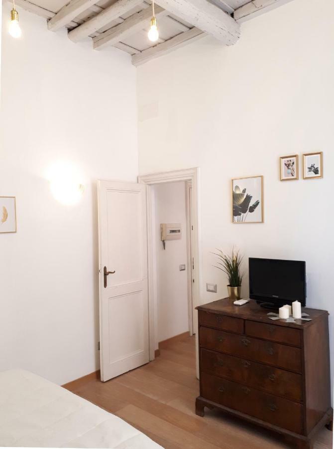 Apartmán Studio Via Dell'Archetto Řím Exteriér fotografie